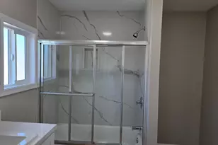 5763 Mobile Dr, Santa Rosa, CA 95403 - Photo 12