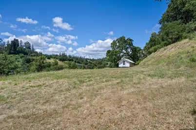 1077 Westside Road, Healdsburg, CA 95448 - Photo 24
