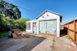 737 31st St, Richmond, CA 94804 - Photo 22