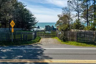 46701 Iversen Dr, Gualala, CA 95445 - Photo 58