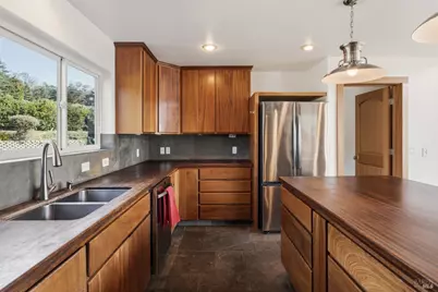 46701 Iversen Drive, Gualala, CA 95445 - Photo 8