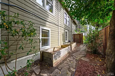 1005 Clark Street, Santa Rosa, CA 95404 - Photo 28