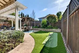 8484 Trione Cir, Windsor, CA 95492 - Photo 32