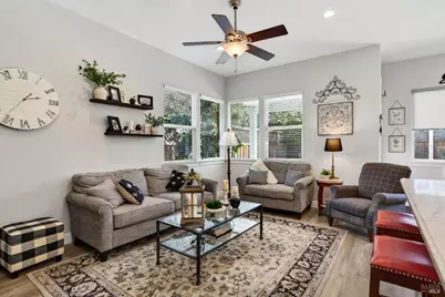 8484 Trione Circle, Windsor, CA 95492 - Photo 12