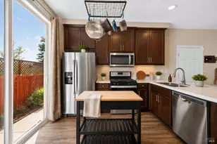 465 Miaterra Dr, Santa Rosa, CA 95407 - Photo 12