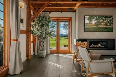 21831 Schellville Road, Sonoma, CA 95476 - Photo 4