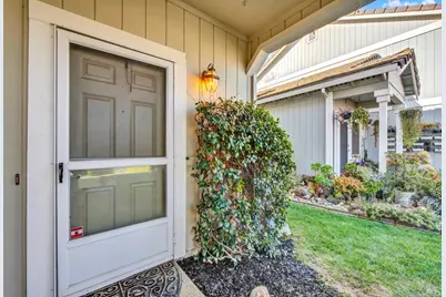 696 Poppy Circle, Vacaville, CA 95687 - Photo 14