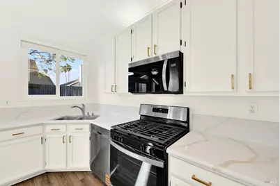 696 Poppy Circle, Vacaville, CA 95687 - Photo 30