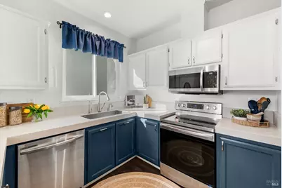 1413 Tillman Street, Suisun City, CA 94585 - Photo 18