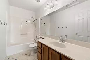 131 Cambridge Dr, Vacaville, CA 95687 - Photo 22