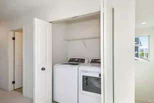 2083 Easton Dr, Petaluma, CA 94952 - Photo 22