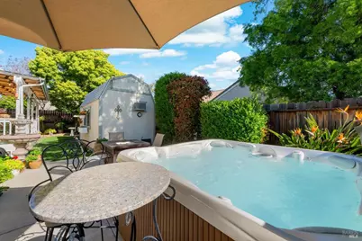 207 Laurelwood Way, Vacaville, CA 95687 - Photo 68