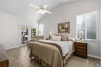 207 Laurelwood Way, Vacaville, CA 95687 - Photo 36