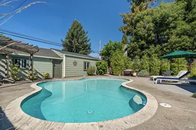 915 St Helena Avenue, Santa Rosa, CA 95404 - Photo 32