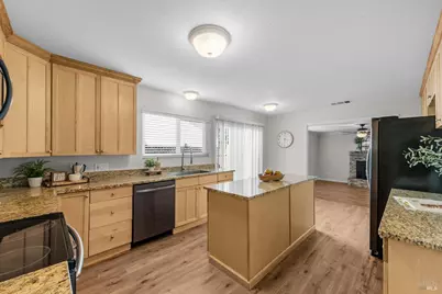 130 Longview Drive, Vacaville, CA 95687 - Photo 14