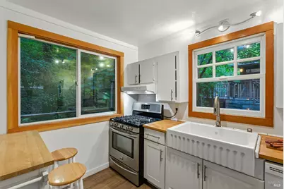7395 Sir Francis Drake Boulevard, Lagunitas, CA 94938 - Photo 36