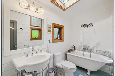 180 Maple Road, Bolinas, CA 94924 - Photo 26