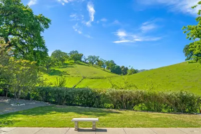 215 Wykoff Drive, Vacaville, CA 95688 - Photo 42