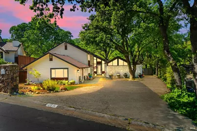 215 Wykoff Drive, Vacaville, CA 95688 - Photo 4