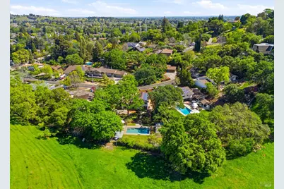 215 Wykoff Drive, Vacaville, CA 95688 - Photo 56