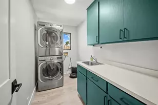 1081 Tamarisk Dr, Napa, CA 94559 - Photo 44