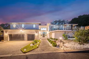 1081 Tamarisk Dr, Napa, CA 94559 - Photo 2