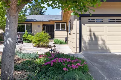 3329 Bonita Vista Lane, Santa Rosa, CA 95404 - Photo 2