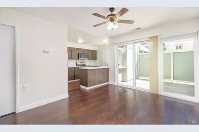 32 Oliva Drive, Novato, CA 94947 - Photo 4