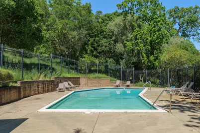 32 Oliva Drive, Novato, CA 94947 - Photo 20