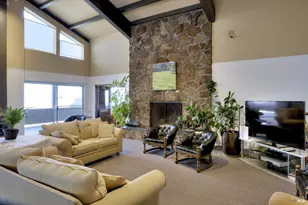 15 Meadowview Dr, Novato, CA 94949 - Photo 38