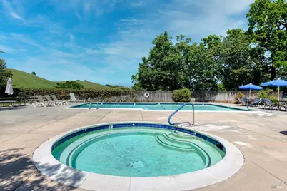 15 Meadow View Drive, Novato, CA 94949 - Photo 36