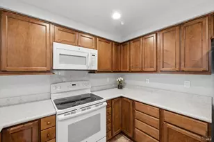 3378 Twin Oaks Dr, Napa, CA 94558 - Photo 18