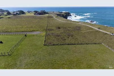 19350 Del Mar Drive, Fort Bragg, CA 95437 - Photo 4