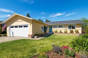 10 St John Ct, Novato, CA 94947 - Photo 2