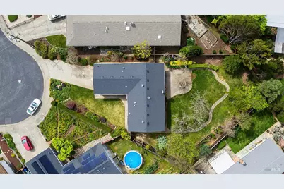 10 Saint John Court, Novato, CA 94947 - Photo 30