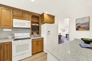 2811 Cypress St, Napa, CA 94558 - Photo 12