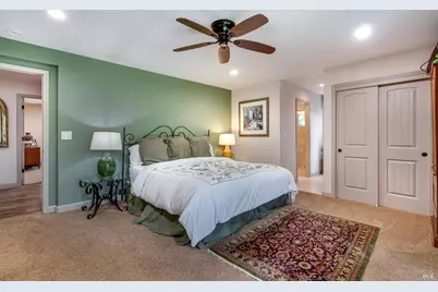 1040 Mount George Avenue, Napa, CA 94558 - Photo 16