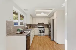 105 Falcon Dr, Cotati, CA 94931 - Photo 12