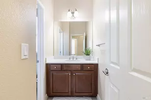 2129 Chokeberry Ct, Santa Rosa, CA 95404 - Photo 34