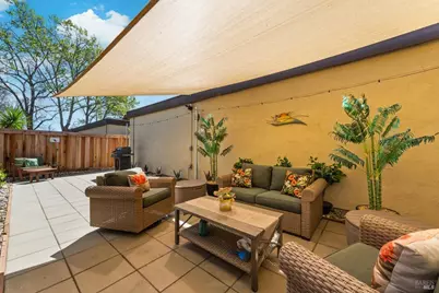 153 Fairoaks Drive, Vacaville, CA 95688 - Photo 36