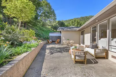 455 Corte Norte, Novato, CA 94949 - Photo 30