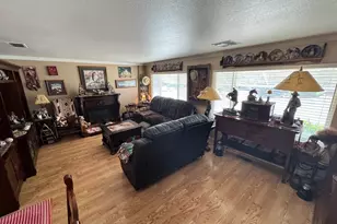 211 Regency Ct, Santa Rosa, CA 95401 - Photo 14