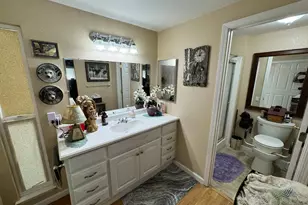 211 Regency Ct, Santa Rosa, CA 95401 - Photo 18