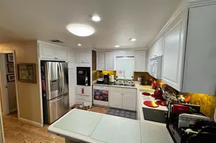 211 Regency Ct, Santa Rosa, CA 95401 - Photo 4