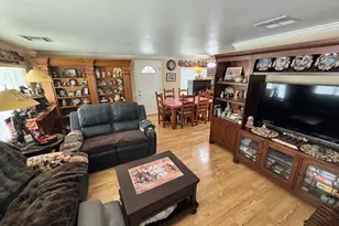 211 Regency Ct, Santa Rosa, CA 95401 - Photo 16