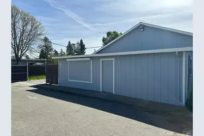 80 Barham Avenue, Santa Rosa, CA 95407 - Photo 2