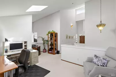 186 Red Hawk Road, Novato, CA 94949 - Photo 14