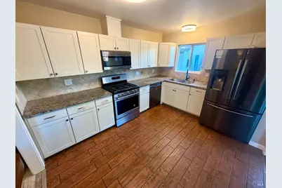 1124 Shetler Avenue, Napa, CA 94559 - Photo 6