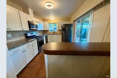 1124 Shetler Avenue, Napa, CA 94559 - Photo 8