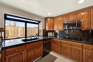 590 Laramie Way, Vacaville, CA 95688 - Photo 22